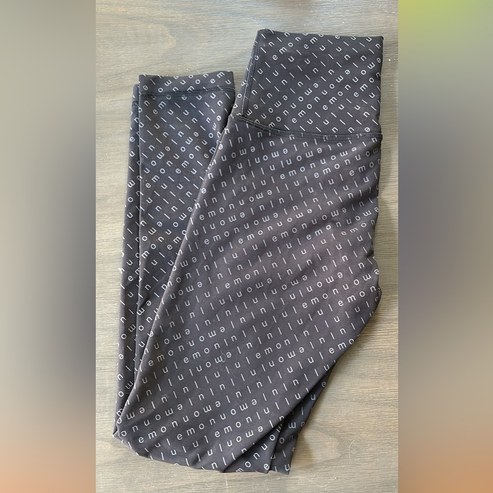Lululemon logo leggings